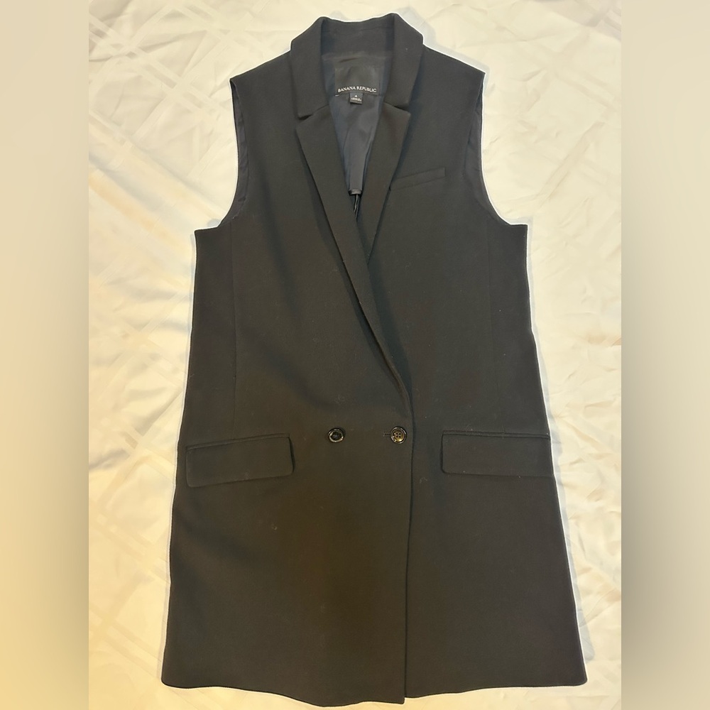 Banana Republic Sleeveless long Vest